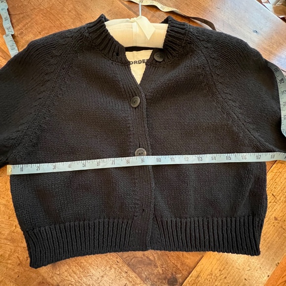 Cordera Top/Sweater - Cropped, Black - Picture 9 of 11